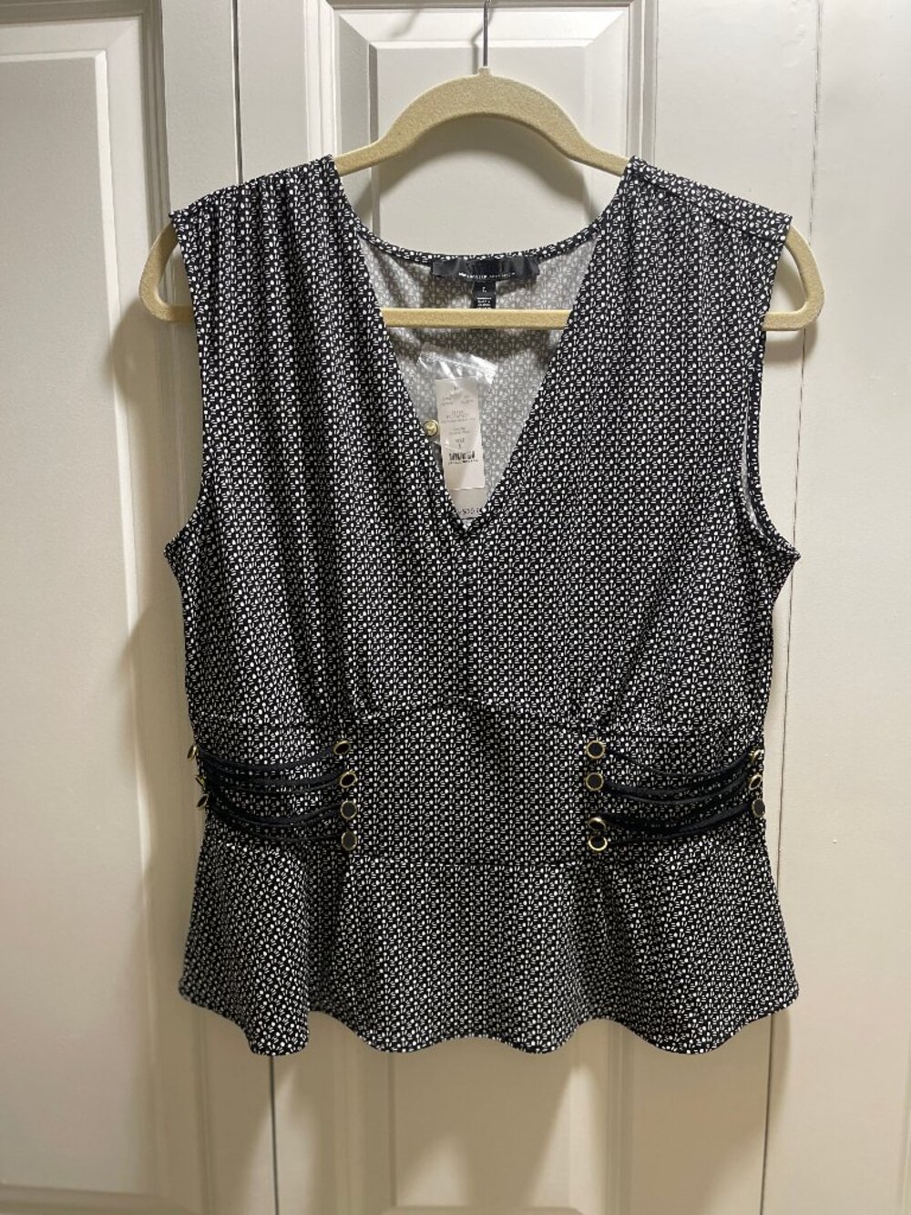 White House Black Market Peplume Top NWT Size L